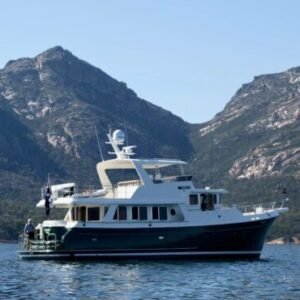 Expert Power Boat Delivery Asia & Worldwide